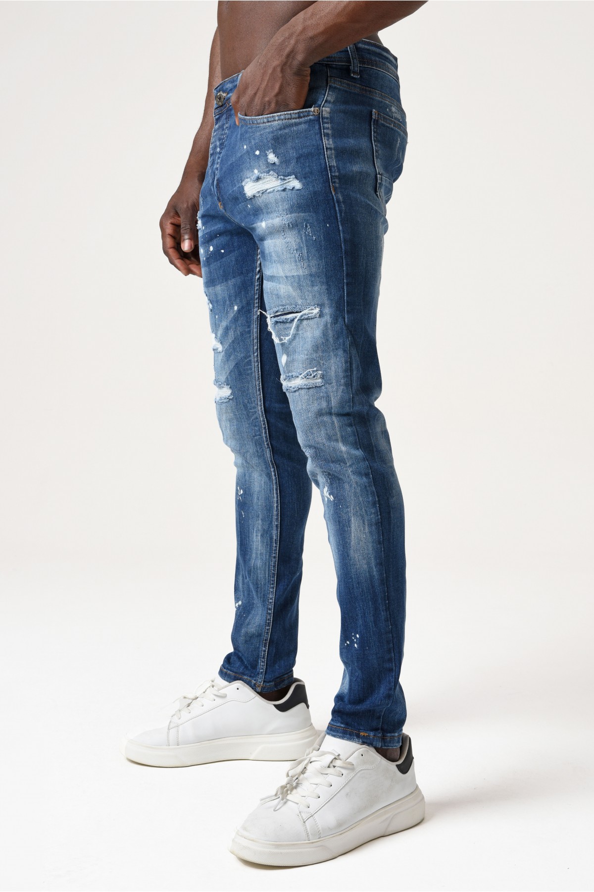 Erkek Denim Pantolon - Bel kısmı Beyaz etiketli yırtık detaylı - orta Mavi